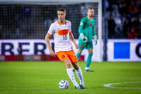 PSV-trainer Peter Bosz spreekt zich uit over herboren Joey Veerman bij Oranje: ‘Als je ziet hoe dominant hij speelde’