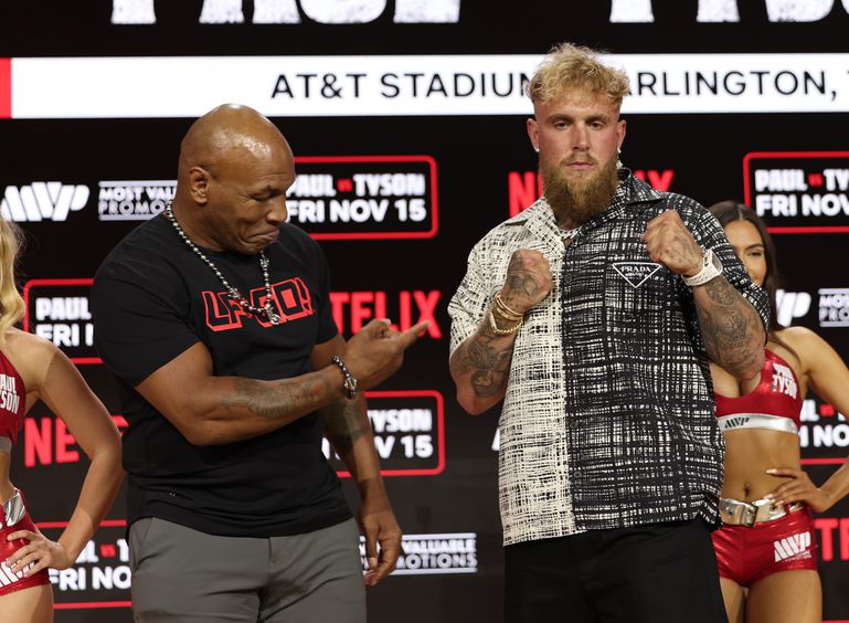 Mike Tyson noemt knockdown Jake Paul nep en waarschuwt: 'Ik ga dwars door hem heen'