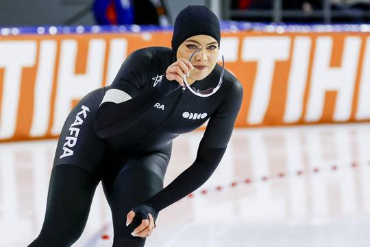 Geblesseerde Jutta Leerdam hakt knoop door over de 1000 meter op NK afstanden: 'Als ik eerlijk ben...'