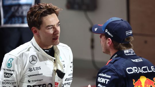 Max Verstappen had voor race in Qatar confrontatie met George Russell: 'Het echte citaat was een stuk grover'