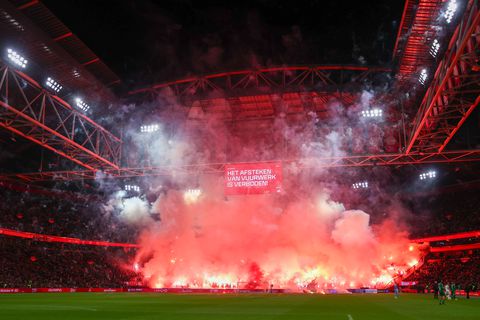 'Ajax-fans' laten van zich horen na vuurwerkdebacle tegen FC Groningen