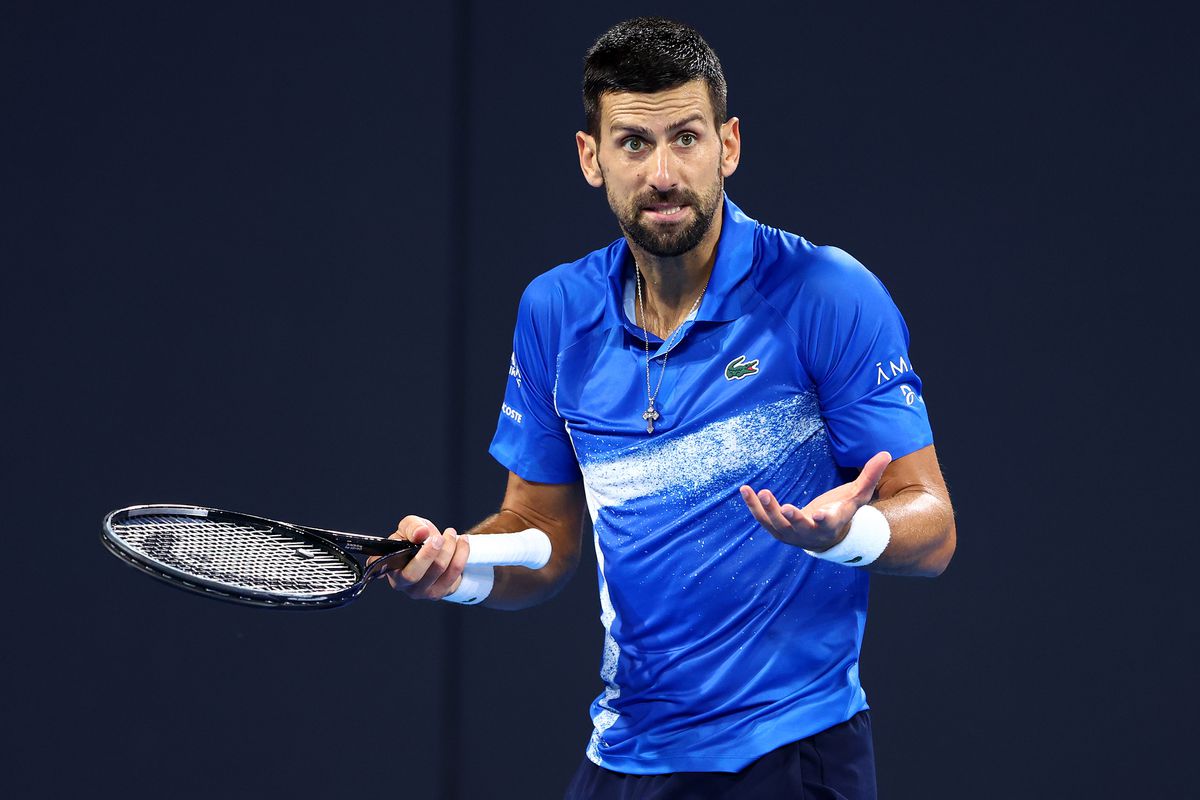 Novak Djokovic begint 2025 dramatisch met zeperd tegen nummer 293 van de wereld