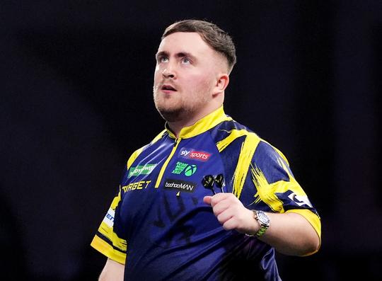 'Gian van Veen heeft niets te verliezen': Luke Littler blikt vooruit op finale WK darts