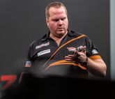 Dirk van Duijvenbode worstel nog steeds met zijn niveau / PDC