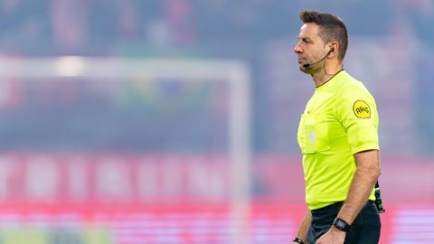 Scheidsrechter bij bekerkraker PSV - Feyenoord miste hele eerste seizoenshelft door blessure