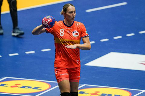 Monsterzege helpt Nederlandse handbalsters aan EK-ticket