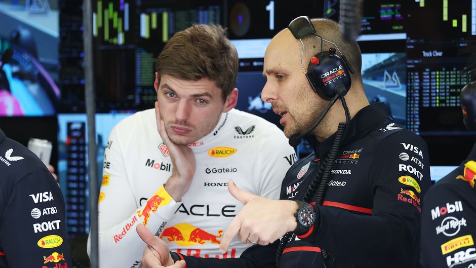 Dit zijn de torenhoge boetes die uitgesproken Max Verstappen boven het hoofd hangen in de Formule 1