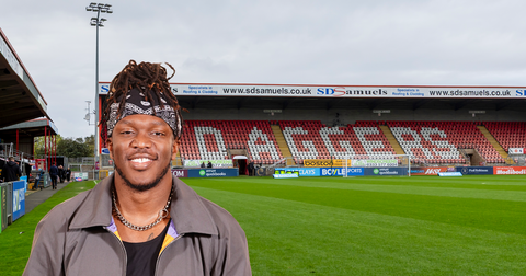 Bekende YouTuber (32) stunt met aankoop van Engelse voetbaldwerg: 'De cirkel is rond voor mij'