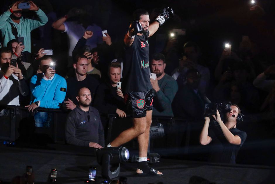 Hoogtepunten Glory 99 | Sensationele knock-outs zorgen voor spektatel in Ahoy