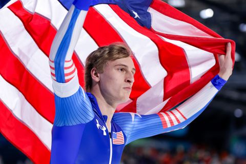 Waar komt schaatskampioen Jordan Stolz echt vandaan? 'Zo wordt het nooit verteld in het nieuws'