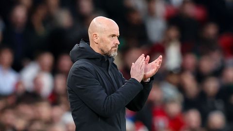 Geprikkelde reactie Erik ten Hag op vraag waarom hij Manchester United attractief vindt spelen: 'Als jij je werk zou doen...'