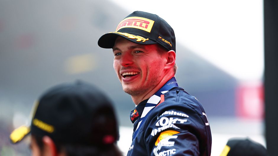 Max Verstappen is verrast door sprintpole in Miami: 'Wat heeft de rest dan gedaan?'