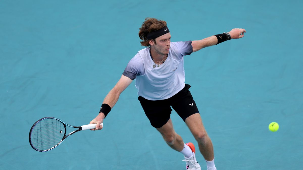 Andrey Rublev en Felix Auger Aliassime spelen finale masterstoernooi Madrid, drama voor Jiri Lehecka