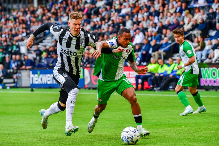LIVE | Feyenoord en Heracles Almelo na enige vertraging begonnen