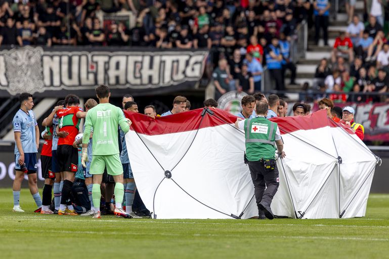 Harde botsing tijdens NEC-Willem II zorgt voor tranen op het veld