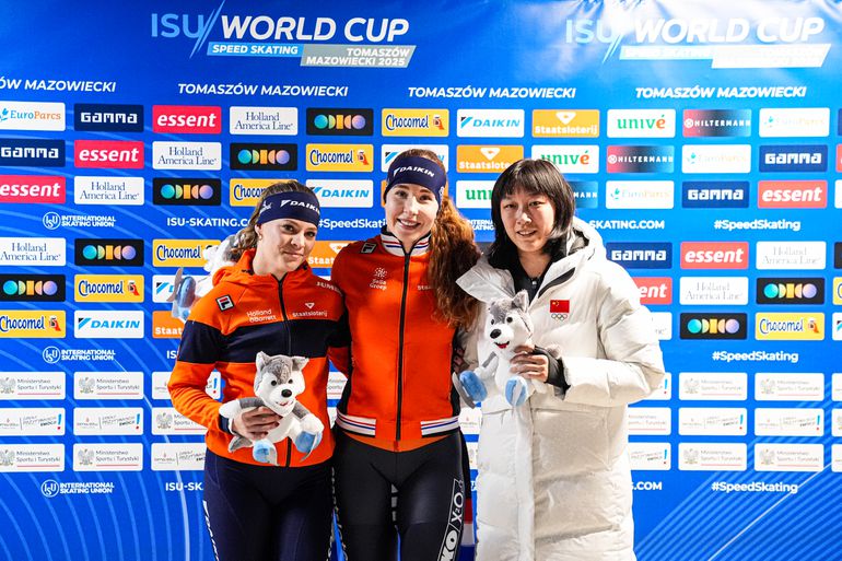 Schaatsvriendin Joy Beune vindt snel nieuwe ploeg: 'Opgelucht dat dit op mijn pad kwam'