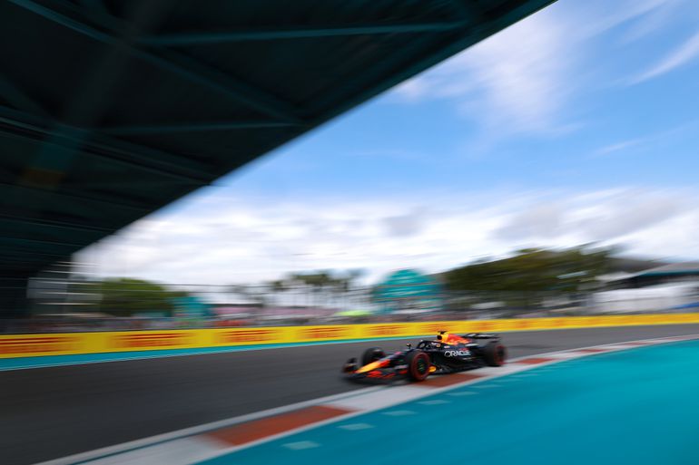 Max Verstappen revancheert zich met sensationele pole position na matige sprintrace bij GP Miami