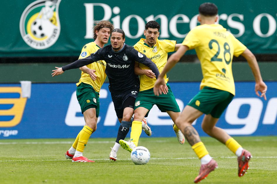 Live Eredivisie | Feyenoord heeft het zwaar bij Fortuna S...