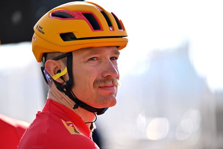 Magnus Cort Nielsen blijft Primoz Roglic voor en slaat dubbelslag in tweede etappe van Critérium du Dauphiné