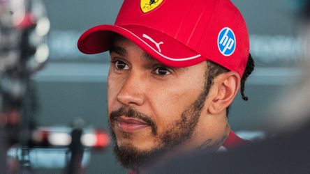 Betreurde Lewis Hamilton doet iets opmerkelijks na spraakmakend interview: 'Dat wens je niemand toe'