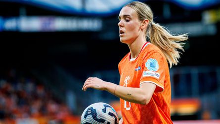 Oranje Leeuwinnen van slag in pijnlijke periode: 'Dat moet en mag ons niet overkomen'