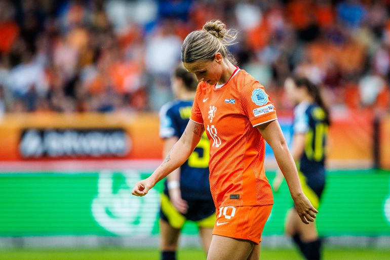 Wéér een deceptie voor Oranje Leeuwinnen na afgang tegen Duitsland: prangende zorgen richting EK