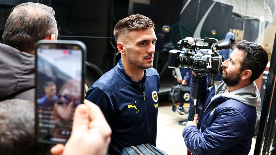 Kaper op de kust voor Ajax: 'Dusan Tadic kan terugkeren naar thuisland'
