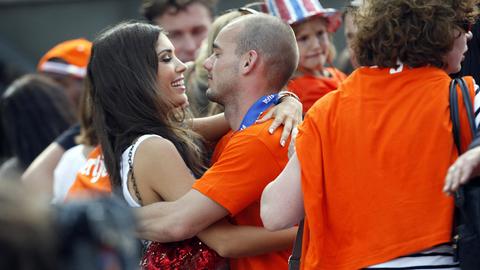 Wesley Sneijder spreekt zich uit over veelbesproken WK-rel met ex-partner Yolanthe en Johan Derksen