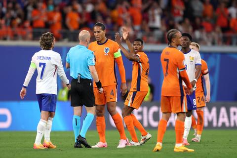 Oranje staat voor grote verandering op WK voetbal, FIFA grijpt hardhandig in