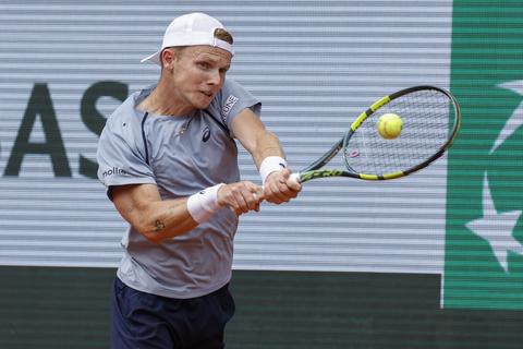 Jesper de Jong slachtoffer van opvallende tennisregel voor Wimbledon na sprookje op Roland Garros