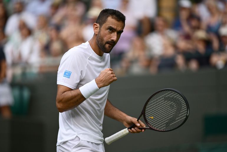 Tennisveteraan (36) dompelt Wimbledon in rouw met enorme stunt tegen 'Britse hoop'