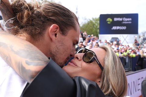 Vriendin 'mentaal geknakte' toptennisser ontbrak op Wimbledon: Duitse krant onthult bijzondere reden