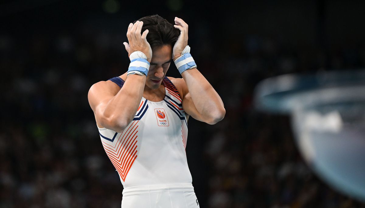 Nachtmerrie Nederlandse turner in olympische finale: Loran de Munck moet oefening op voltige onderbreken