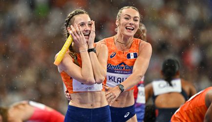 Weergaloze Femke Bol sprint TeamNL naar bizar olympisch goud op 4x400 meter estafette gemengd