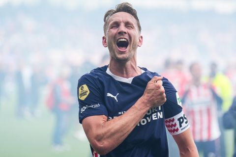 Grote verrassing: transfervrije Luuk de Jong gaat samenwerken met voormalig Ajax-trainer