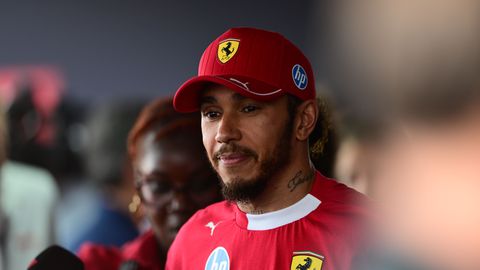 Lewis Hamilton over veelbesproken moment met Max Verstappen: 'Zag hem op het laatste moment'