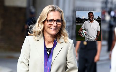 Sarina Wiegman treedt mogelijk in voetsporen van voetballegende Pelé: 'Buitengewoon wat ze heeft gepresteerd'