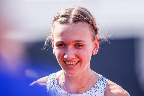 Zware kluif voor Femke Broeders-Bol: topatlete komt nieuwe concurrente voor het eerst tegen