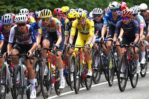 LIVE Tour de France Femmes | Grote achterstand voor Lorena Wiebes in eerste bergetappe