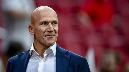 Ajax gaat op zoek naar transfervrije spelers, maar niet ten koste van alles: 'Dan doen we het met deze mannen'