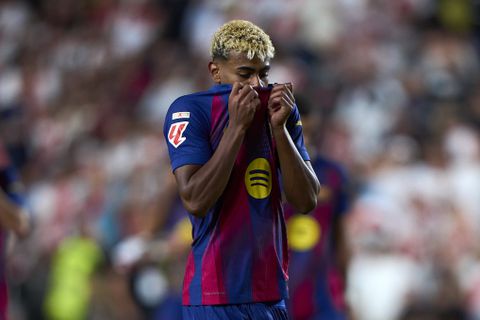 Roddels over stervoetballer Lamine Yamal (18) nemen vlucht: 'Dingen gezegd waar ik zelfs niets van wist'