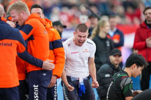 Topschaatser Joep Wennemars (22) emotioneel door huilende onbekenden: 'Ja, dat raakt je wel'