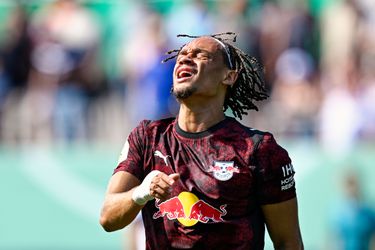 'Prinses' Xavi Simons door het slijk gehaald in Duitsland: 'Buren wilden de politie bellen'