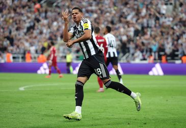 'Alle hens aan dek' bij Ajax tijdens laatste uren transfermarkt: spits van Newcastle United nog aangeboden