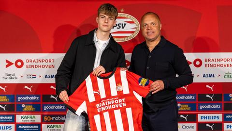 PSV troeft grote clubs af in strijd om veelscorend toptalent (17): 'Hij is al opvallend ver'