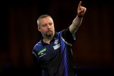 Onbekende speler zorgt voor sensatie in dartswereld