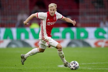 Na goal tegen Feyenoord is Donny van de Beek eerlijk over Ajax: 'Dat is de basis'