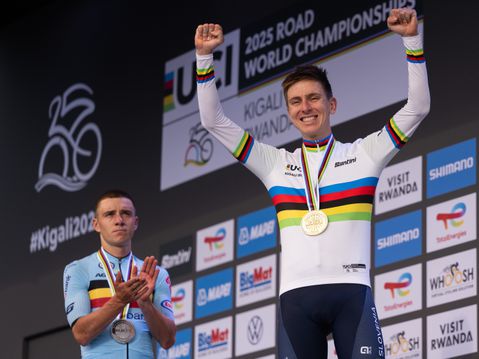 Wereldkampioen Tadej Pogacar kijkt uit naar EK-duel met Remco Evenepoel: 'Hij oogt supersterk'