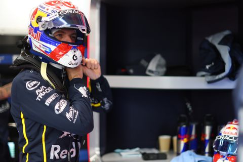 Max Verstappen verrast met goede vrije training in Singapore: McLaren maakt zich zorgen