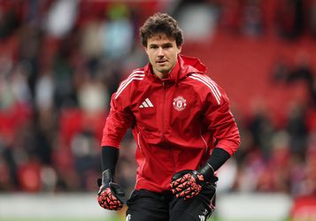 'Moordende druk' bij Manchester United pijnlijk blootgelegd: 'Zij willen scoren met een scherpe uitspraak'